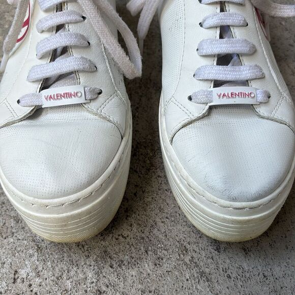 Valentino leather sneakers - Picture 2 of 10